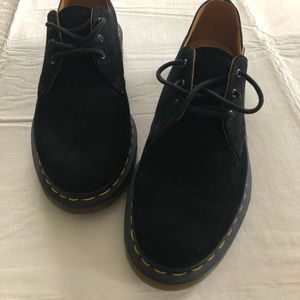 Dr Martens Velvet NWOT 3 eye Oxford
